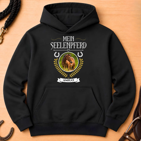 1080x1080px hOODIE PFERD FRONTMockup 